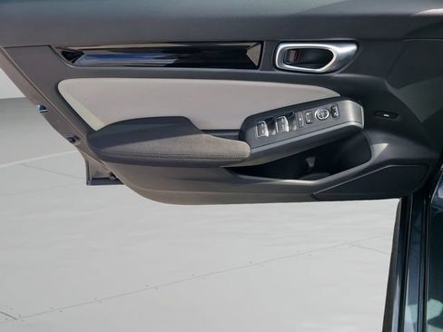 Used 2024 Honda Civic EX image 16