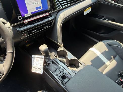 New 2026 Toyota Camry SE w/ Convenience Package FWD image 32