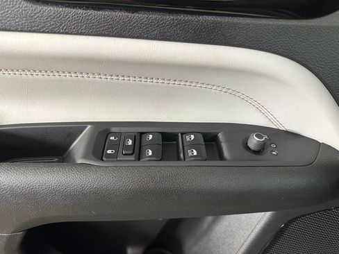 Used 2023 Jeep Compass Limited AWD/4WD image 24
