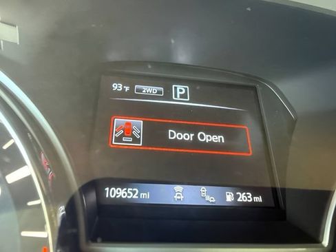 Used 2018 Nissan Pathfinder SL w/ SL Premium Package AWD/4WD image 22