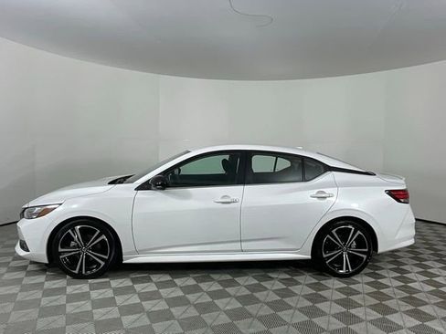Used 2022 Nissan Sentra SR w/ Electronics Package image 8