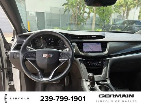 Used 2021 Cadillac XT6 Sport w/ LPO, ONYX Package AWD/4WD image 14