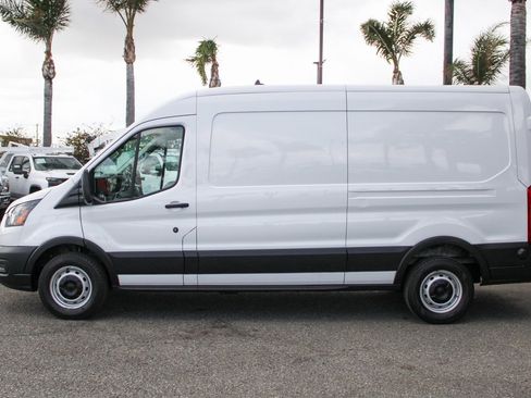 Used 2021 Ford Transit 250 Medium Roof image 5
