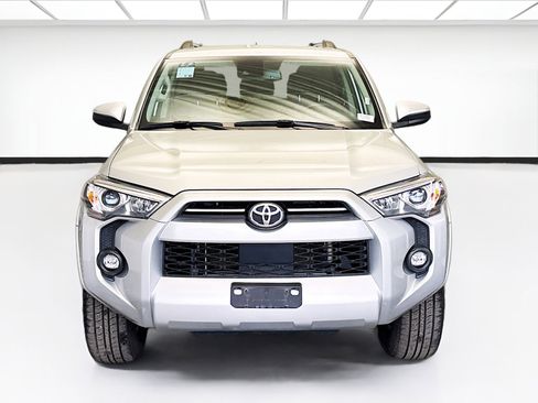Used 2023 Toyota 4Runner SR5 image 2