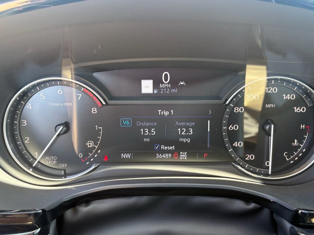 Used 2024 Cadillac XT6 Premium Luxury AWD/4WD image 15
