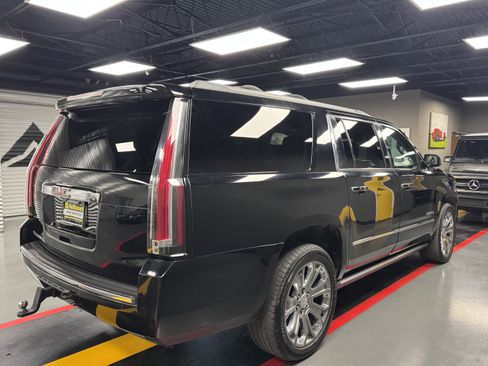 Used 2016 GMC Yukon XL Denali w/ Open Road Package image 5