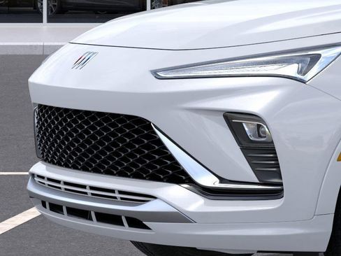 New 2026 Buick Envista Avenir image 13