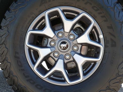 Used 2025 Ford Bronco Badlands AWD/4WD image 63