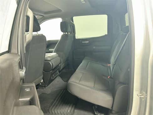 Used 2019 Chevrolet Silverado 1500 Custom Trail Boss w/ Custom Convenience Package image 19