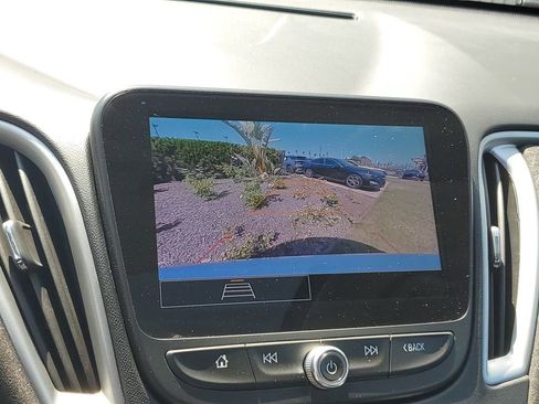 Used 2024 Chevrolet Malibu LT FWD image 25