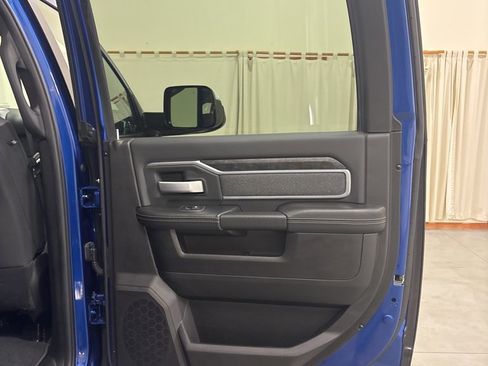 Used 2019 RAM 2500 Big Horn image 35