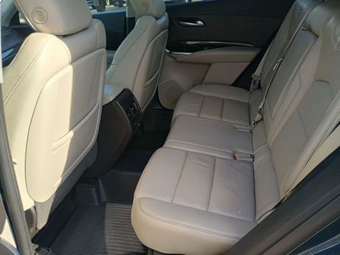 Used 2019 Cadillac XT4 Premium Luxury AWD/4WD image 22