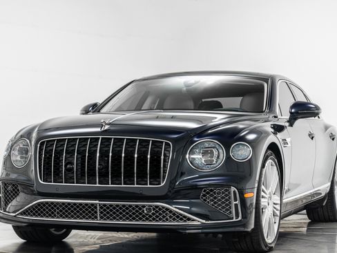 Used 2026 Bentley Flying Spur Plug-In Hybrid AWD/4WD image 5
