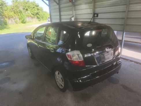 Used 2013 Honda Fit image 2