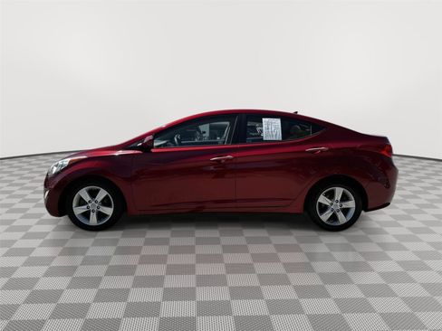 Used 2013 Hyundai Elantra GLS w/ Preferred Pkg FWD image 3
