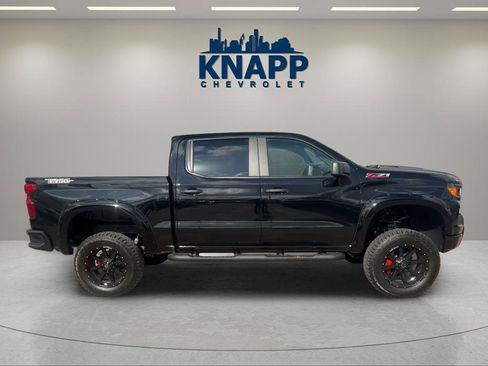 Used 2026 Chevrolet Silverado 1500 Custom Trail Boss AWD/4WD image 9