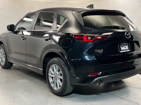 Used 2024 MAZDA CX-5 AWD 2.5 S w/ Preferred Package image 3