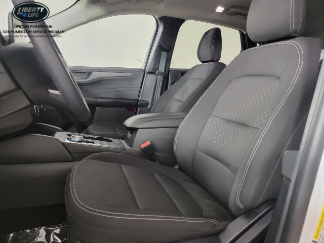 Used 2025 Ford Escape Active AWD/4WD image 13