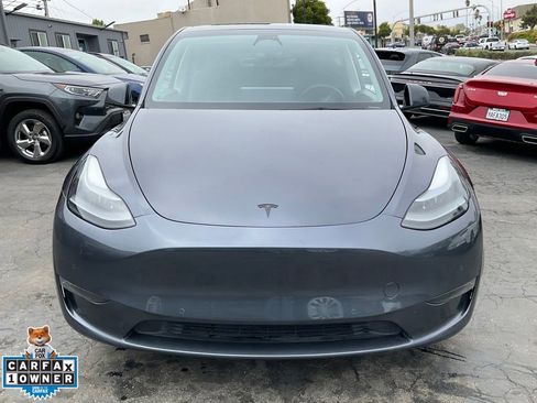 Used 2022 Tesla Model Y Performance AWD/4WD image 2