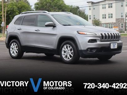 Used 2016 Jeep Cherokee Latitude w/ Comfort/Convenience Group