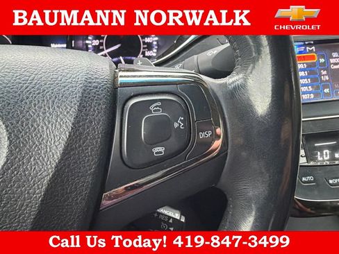 Used 2013 Toyota Avalon XLE Touring FWD image 16