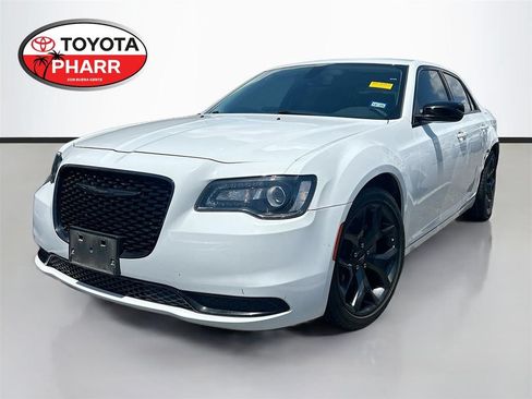 Used 2023 Chrysler 300 Touring w/ Sport Appearance Package RWD image 1