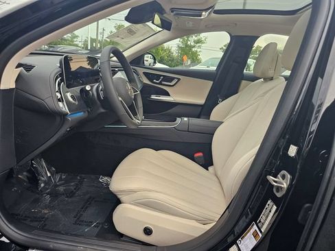 New 2027 Mercedes-Benz E 350 4MATIC Sedan image 17