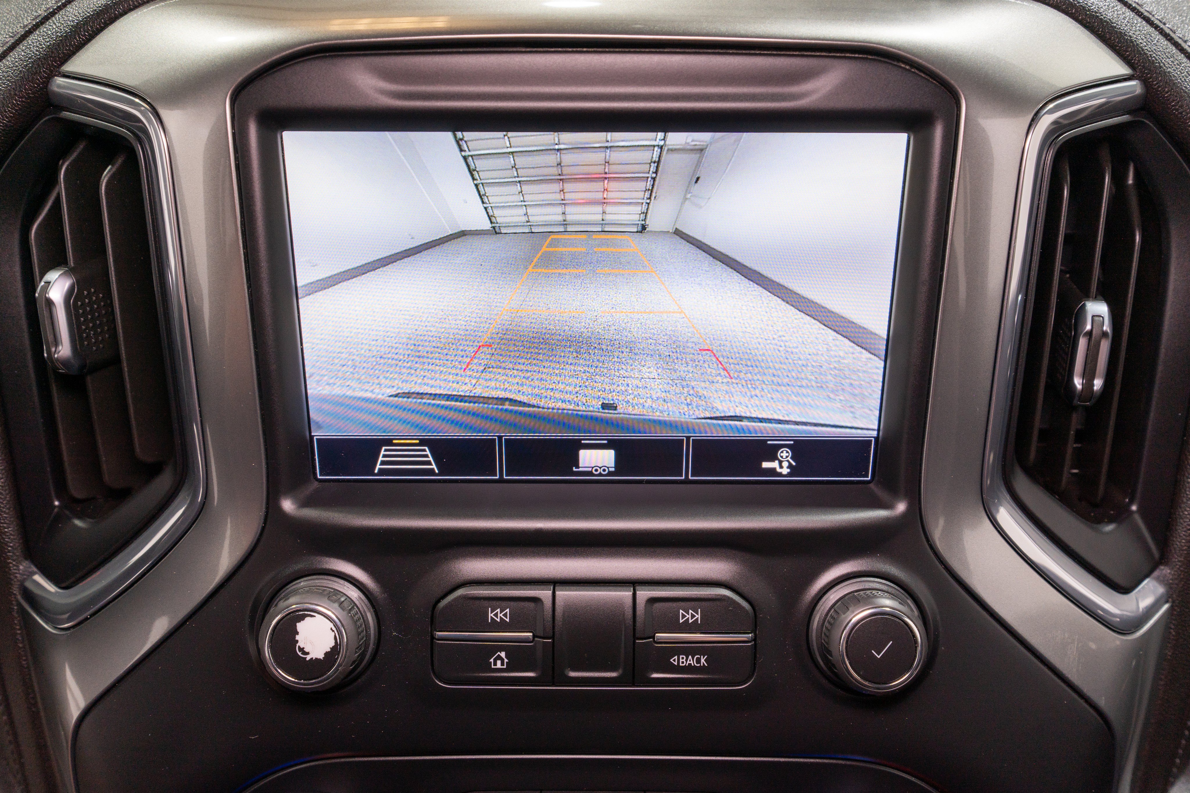 Used 2020 Chevrolet Silverado 1500 LT w/ All-Star Edition AWD/4WD image 19