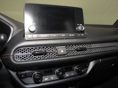Certified 2023 Honda HR-V Sport image 7