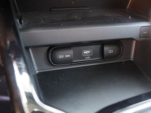 Used 2020 Kia Soul EX FWD image 27