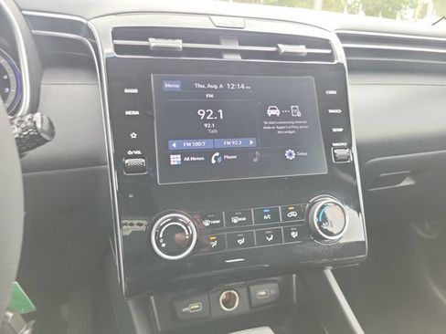 Certified 2024 Hyundai Tucson SE FWD image 20