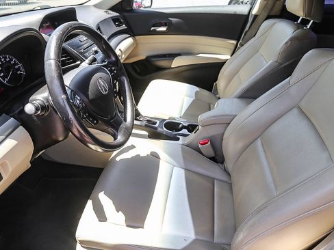 Used 2016 Acura ILX FWD image 5