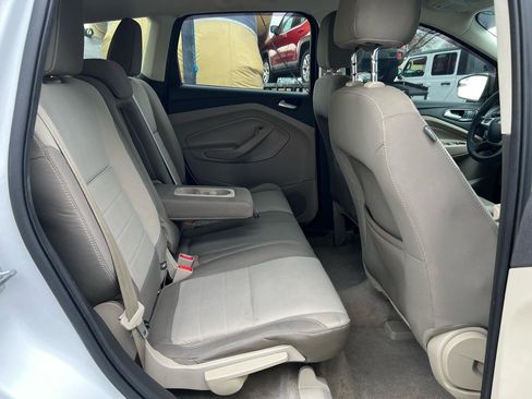 Used 2015 Ford Escape SE AWD/4WD image 14