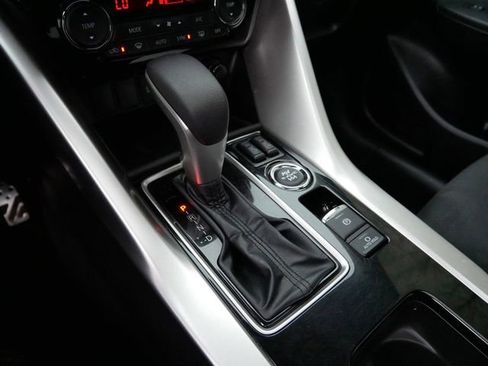 Used 2023 Mitsubishi Eclipse Cross SE AWD/4WD image 23