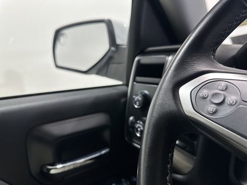 Used 2018 Chevrolet Silverado 1500 LT w/ LT Convenience Package AWD/4WD image 25