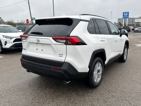 New 2025 Toyota RAV4 XLE image 7