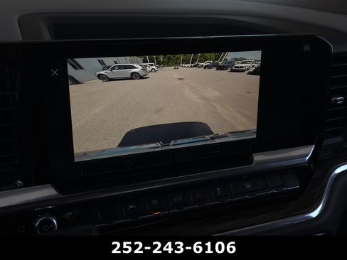 Used 2023 GMC Sierra 1500 SLE AWD/4WD image 16