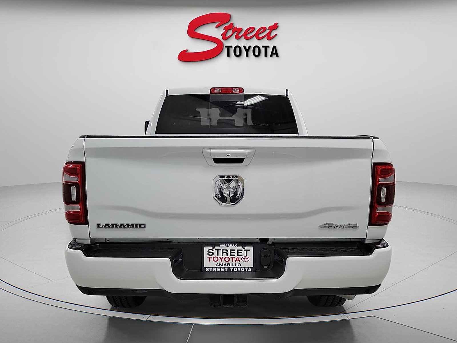 Used 2024 RAM 2500 Laramie w/ Safety Group AWD/4WD image 5