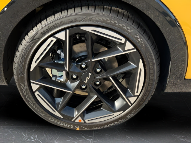 New 2026 Kia K4 GT-Line w/ GT-Line Premium Package FWD image 21
