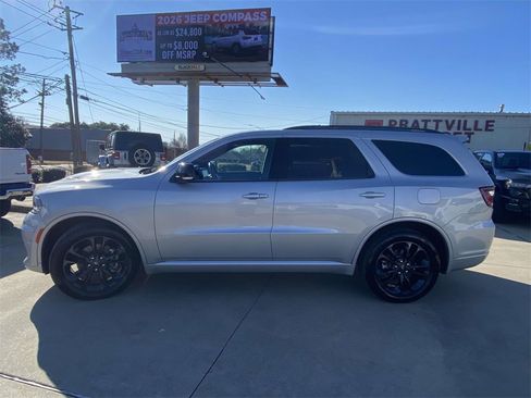 Used 2023 Dodge Durango GT image 39