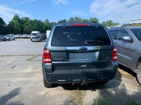 Used 2010 Ford Escape Limited AWD/4WD image 8