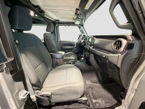 Used 2021 Jeep Wrangler Sport AWD/4WD image 21