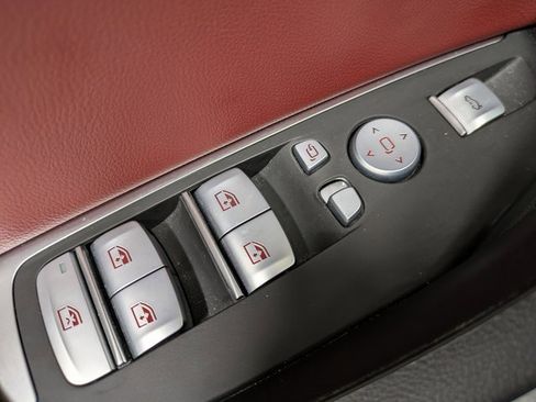 Used 2023 BMW X3 xDrive30i w/ Convenience Package image 9