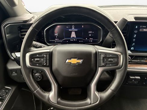 Used 2025 Chevrolet Silverado 1500 LT image 21