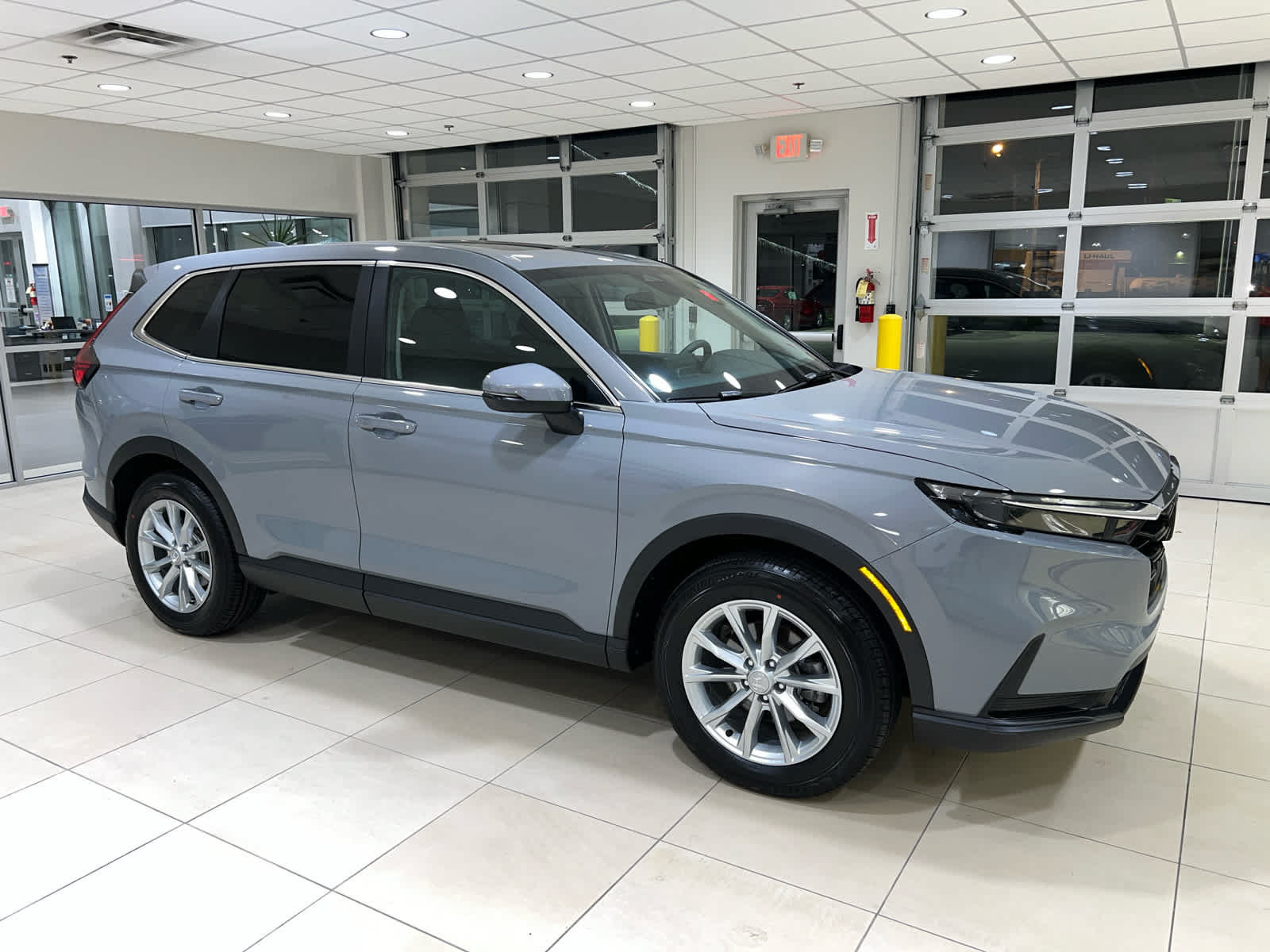 Used 2024 Honda CR-V EX image 1