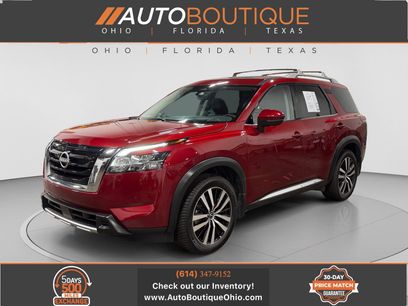 Used 2024 Nissan Pathfinder Platinum w/ Cargo Package
