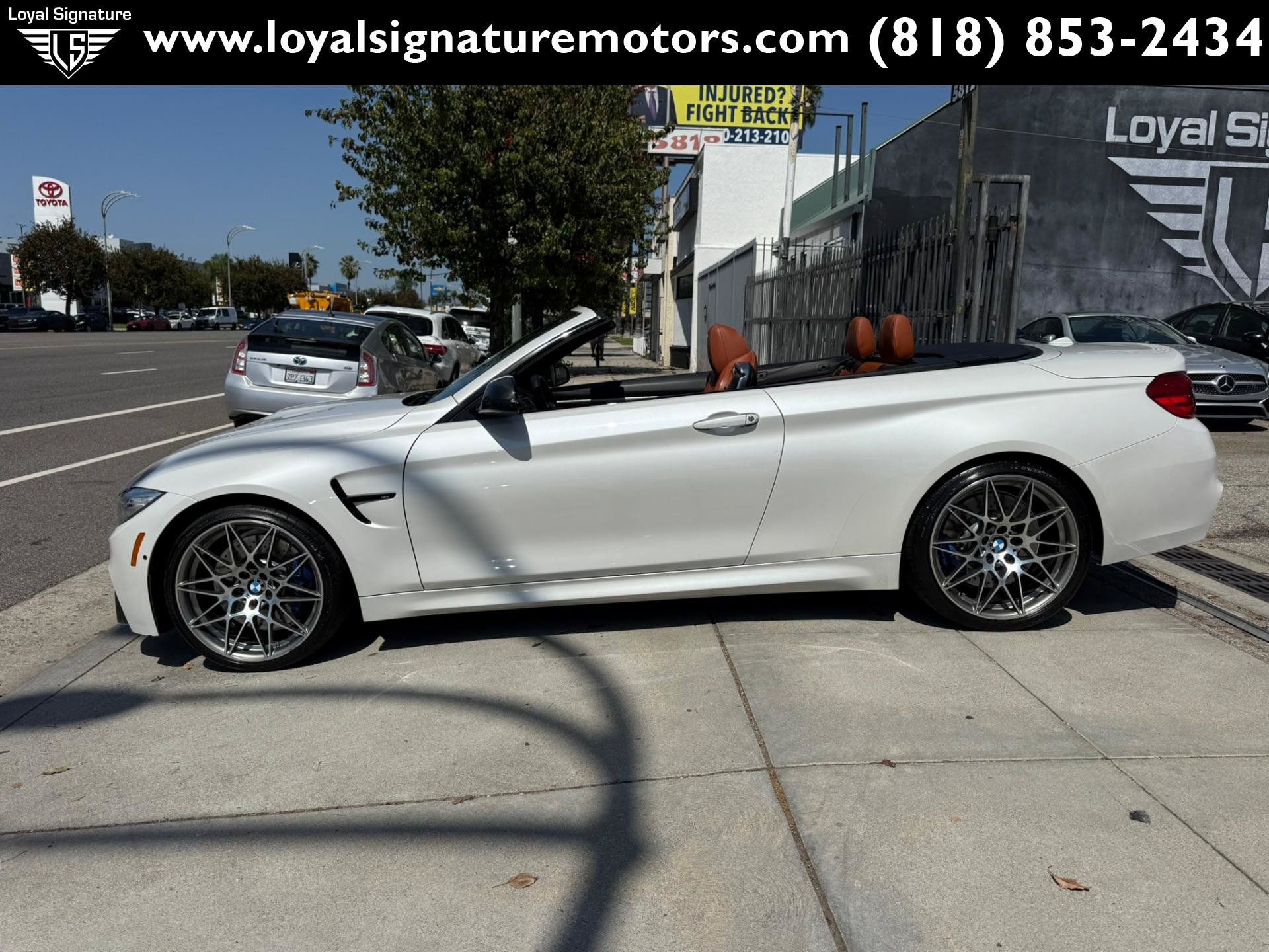 Used 2017 BMW M4 Convertible RWD image 4