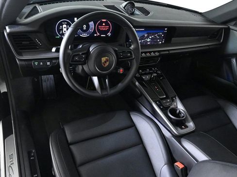Certified 2025 Porsche 911 Carrera w/ Premium Package image 4