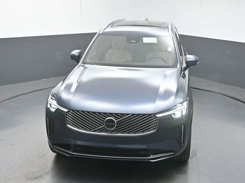 New 2026 Volvo XC90 T8 Plus w/ Protection Package Premier image 44