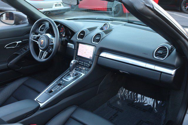 Used 2017 Porsche 718 Boxster RWD image 48